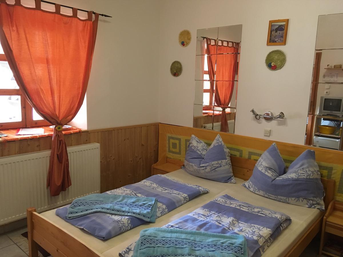 Bakonyi Apartmanhaz Eplény エクステリア 写真
