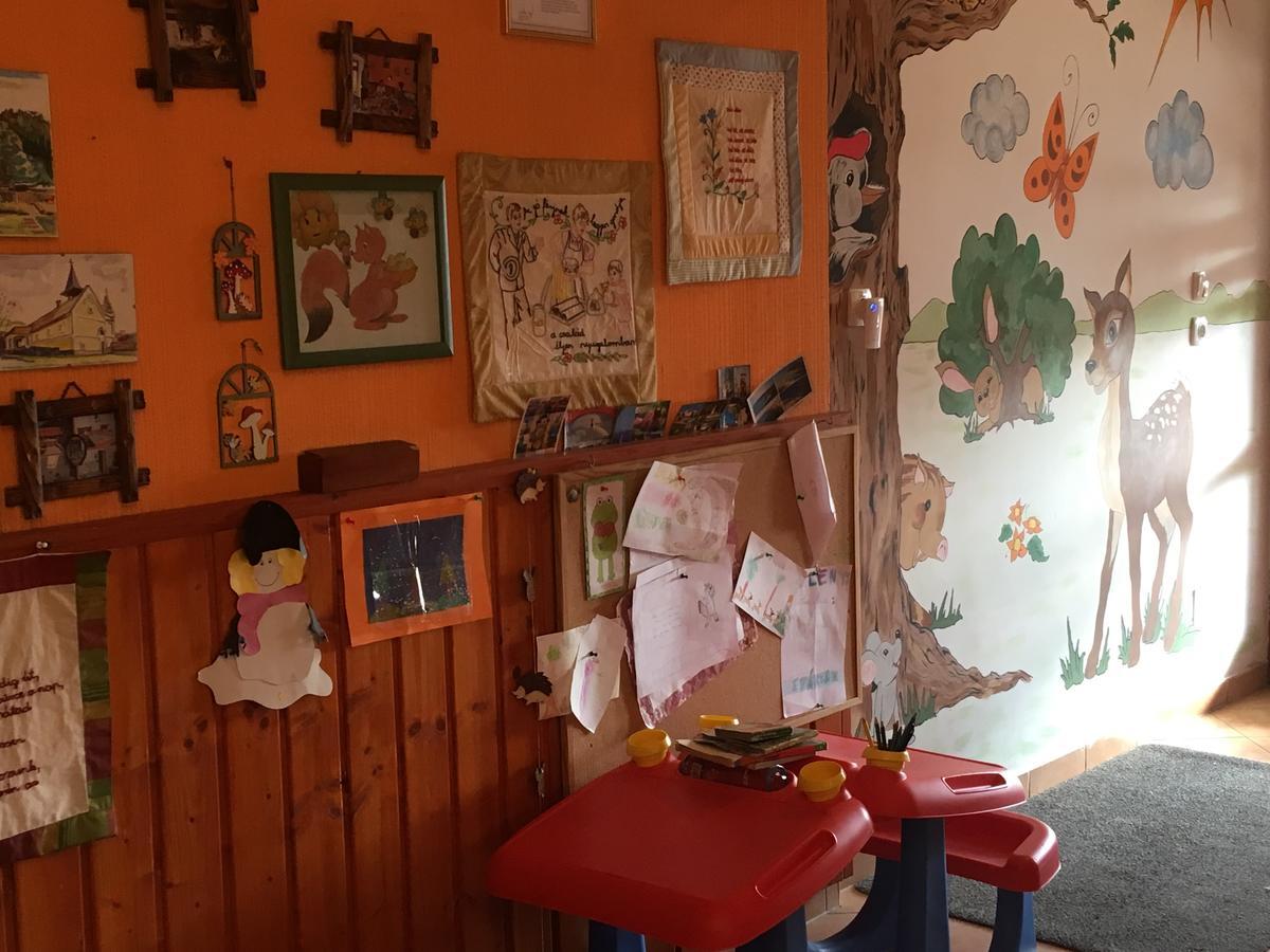 Bakonyi Apartmanhaz Eplény エクステリア 写真